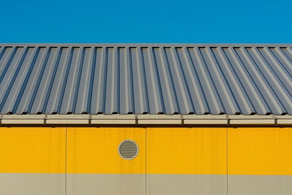 Couverture métallique — photographie d’illustration